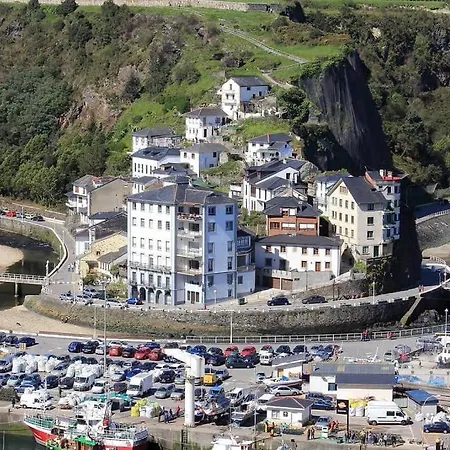 Cambaral As De Guia Appartement Luarca Buitenkant foto